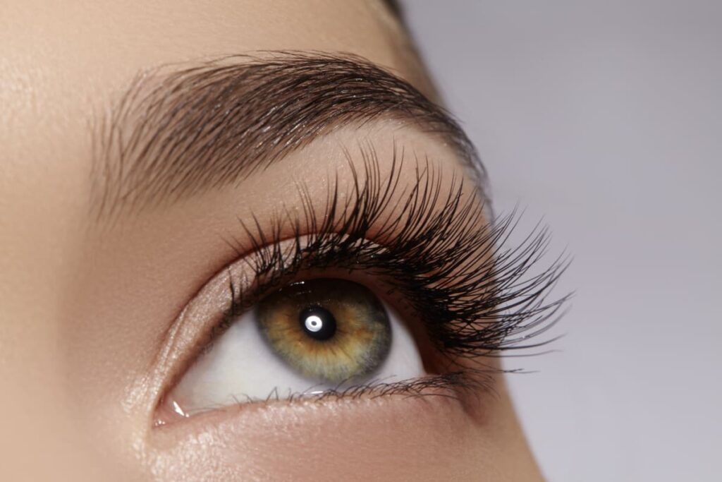 Get Tips for Healthier Eyelashes with Lumigan Eye Drops