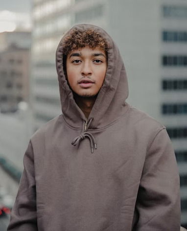 The Rise of Hoodie Culture: Why This Simple Sweatshirt Has Taken Over Street wear