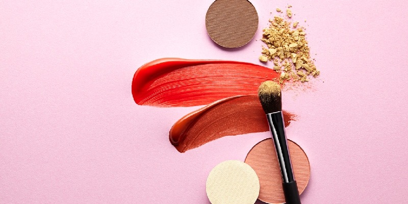 Lauder of Cosmetics