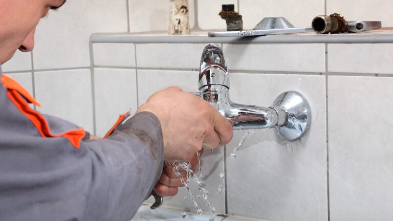 How to Fix a Leaky Faucet
