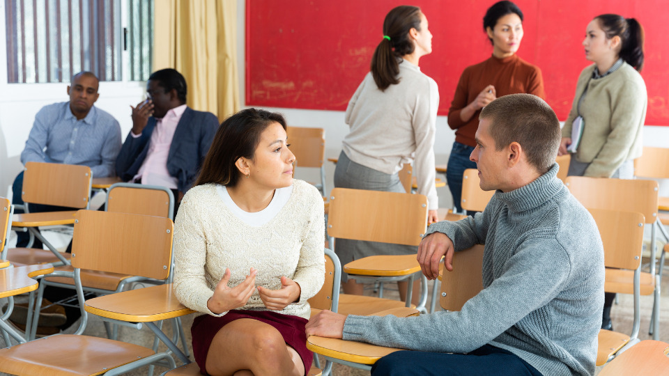 Top Trending Group Discussion Topics for Students