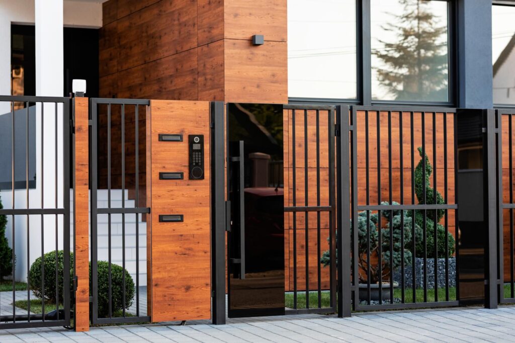 benefits-of-having-an-automated-gate
