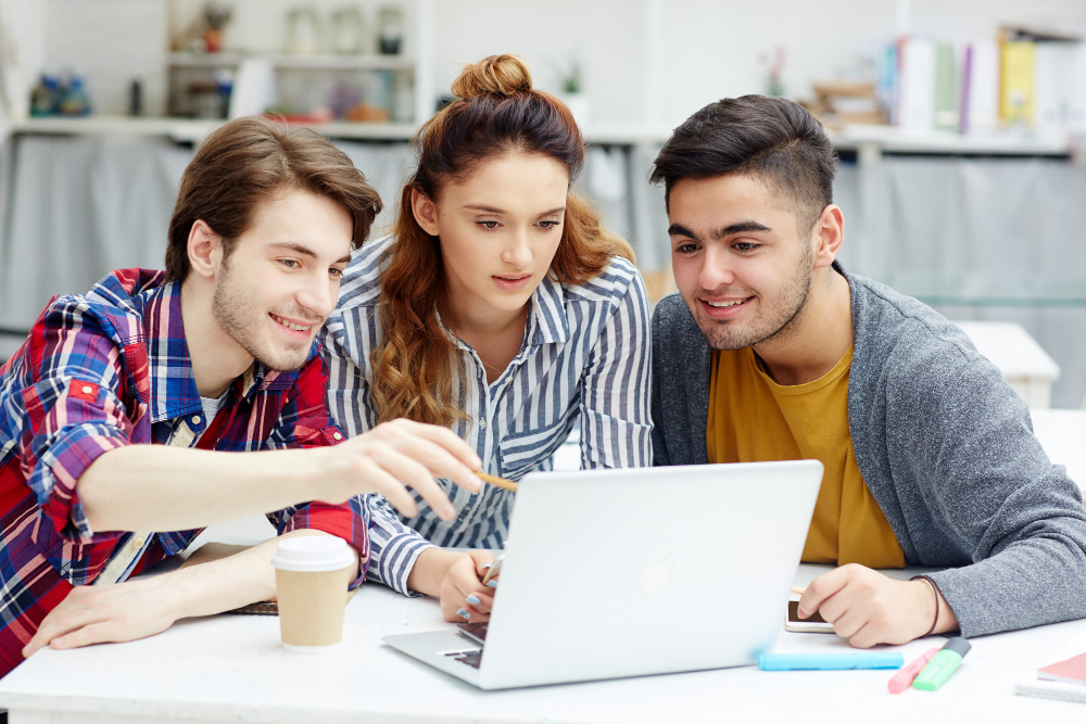 can high school email list high school students