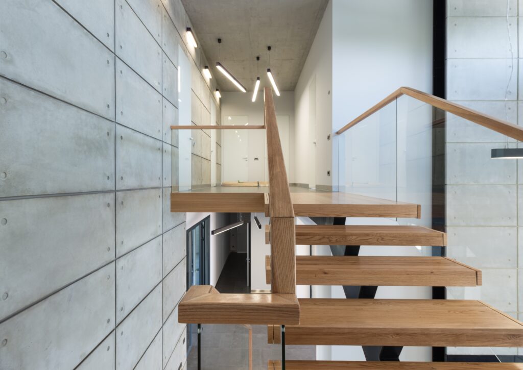 glass railing installer toronto