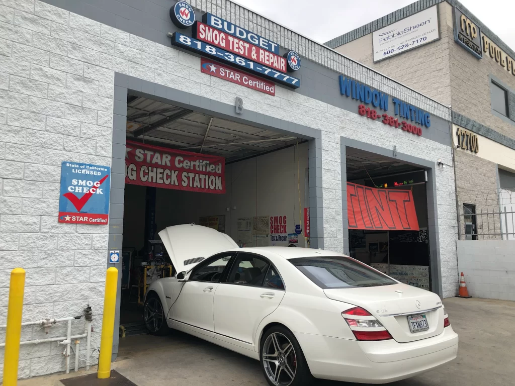 Star Smog Station