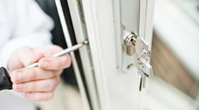 emergency locksmith Leeds